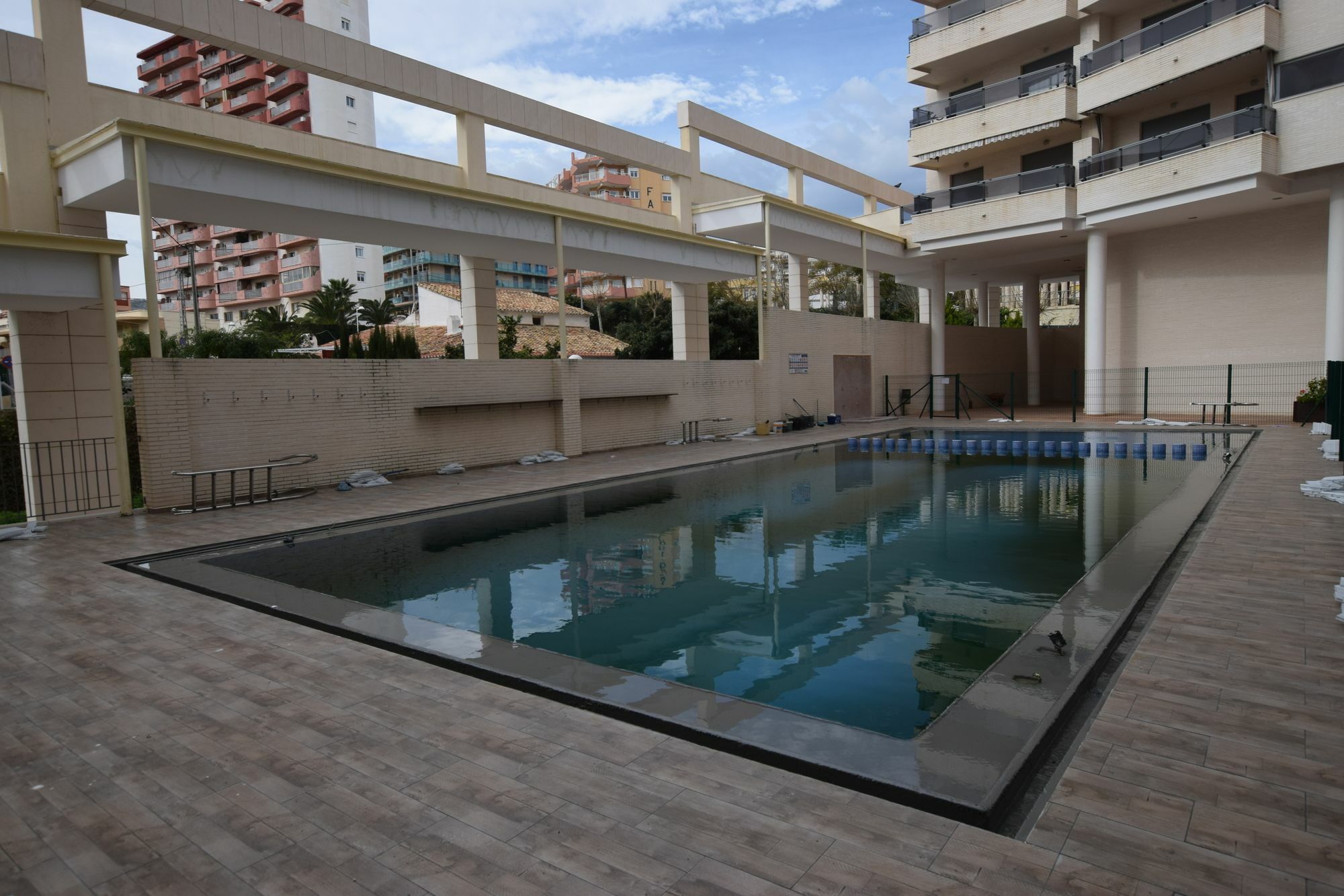 Plaza Mayor 2 Bedroom Apartment กัลเป ภายนอก รูปภาพ